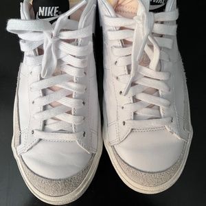 Nike low top blazers
